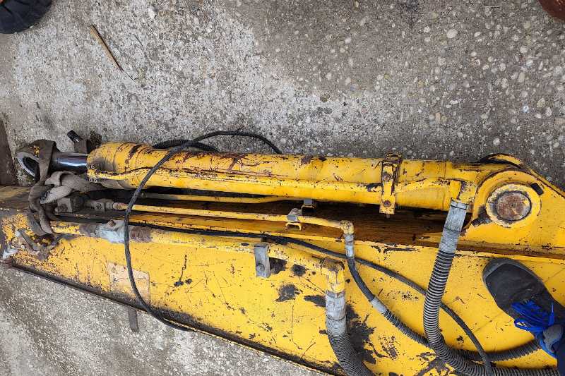 OmecoHub - Immagine JCB JS220